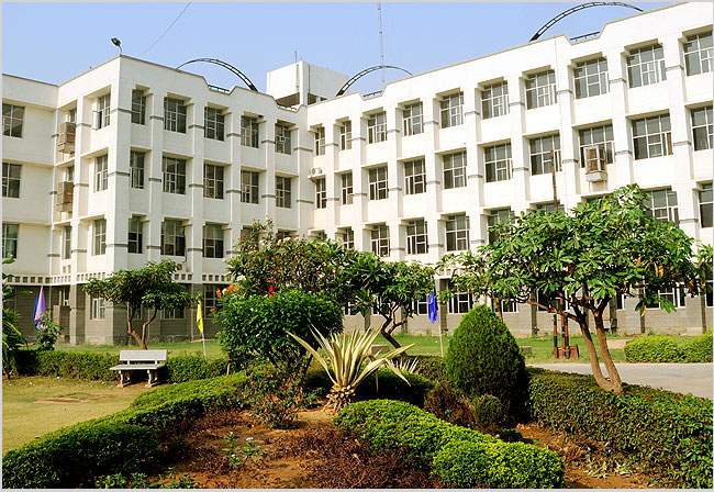 Sudha Rustagi Dental College Faridabad Admission, Courses Offered, Fees structure, Placements, Facilities